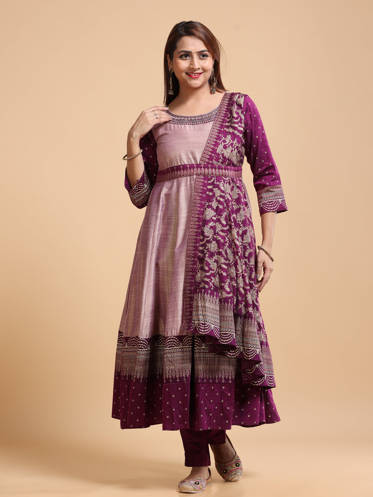 Premium Style Kali HP-083 - Full flared skirt display