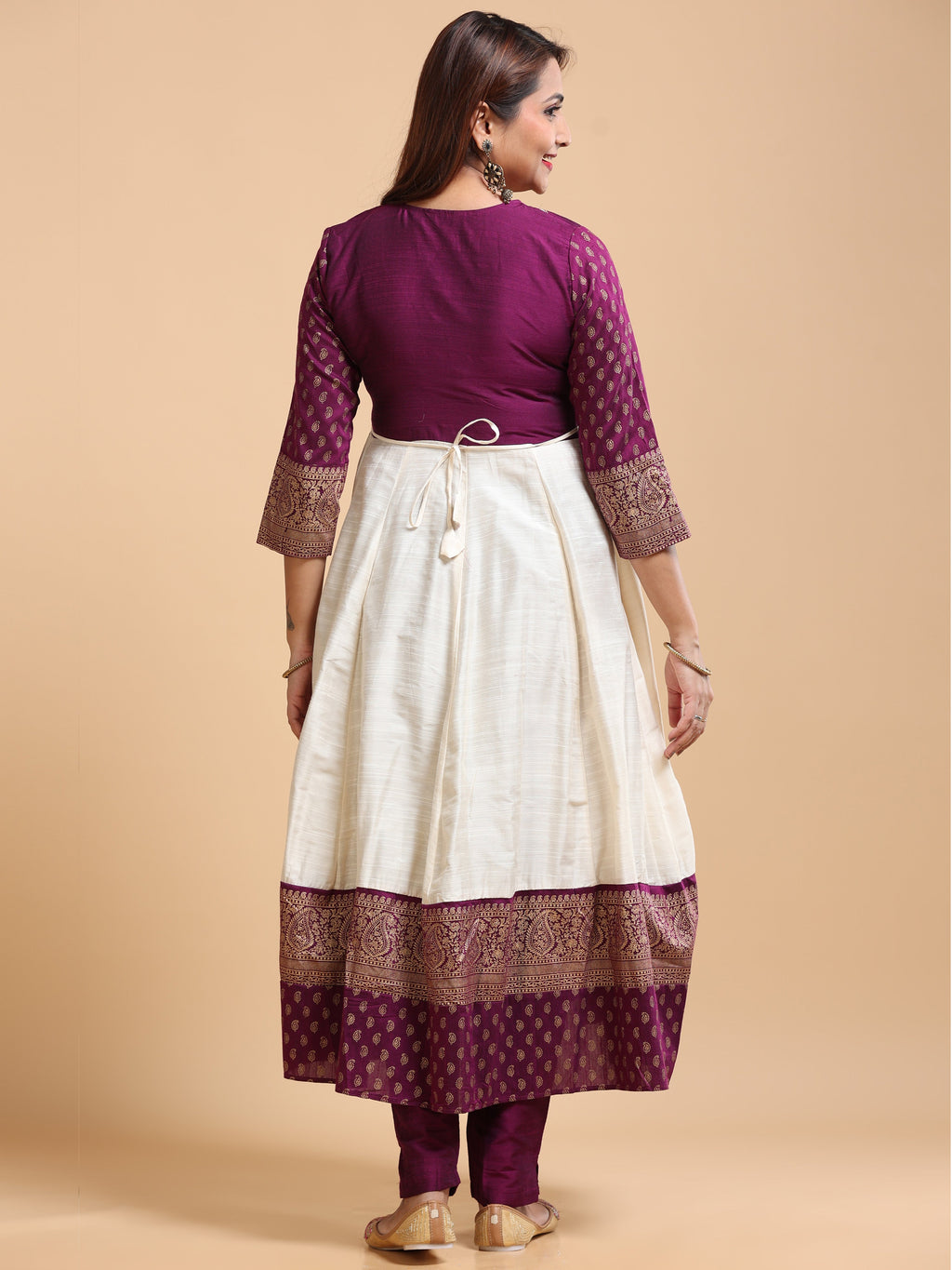 Premium Style HP-072 - Face and neckline close-up