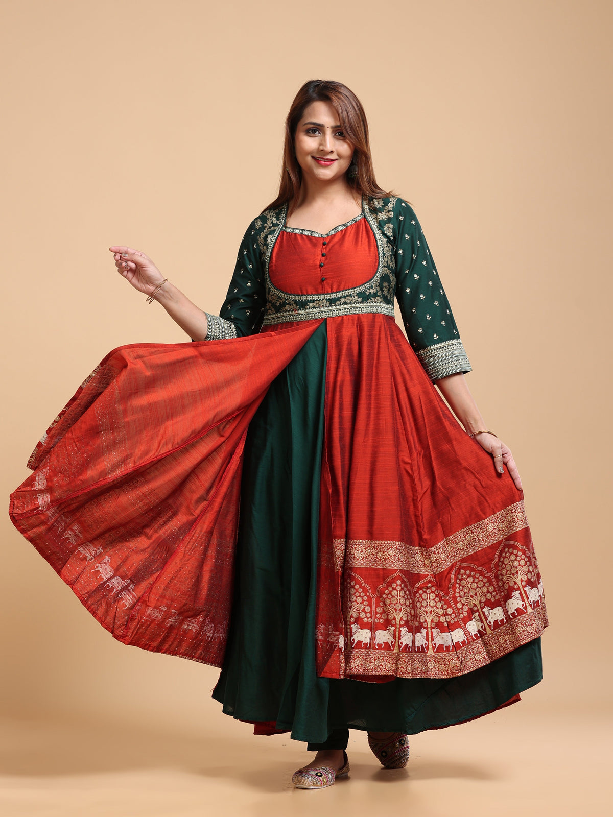 Double Layered Kali DLLK-937 - Front view showing burnt orange outer layer over bottle green inner layer